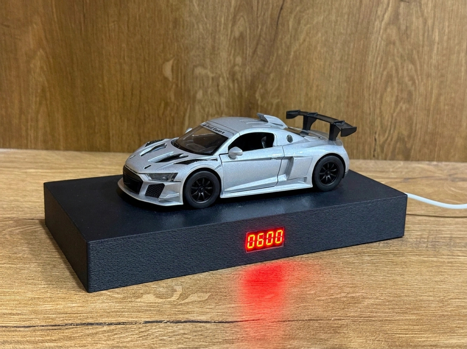 Audi R8 XGT Alarm Clock – Model Car Desk Clock