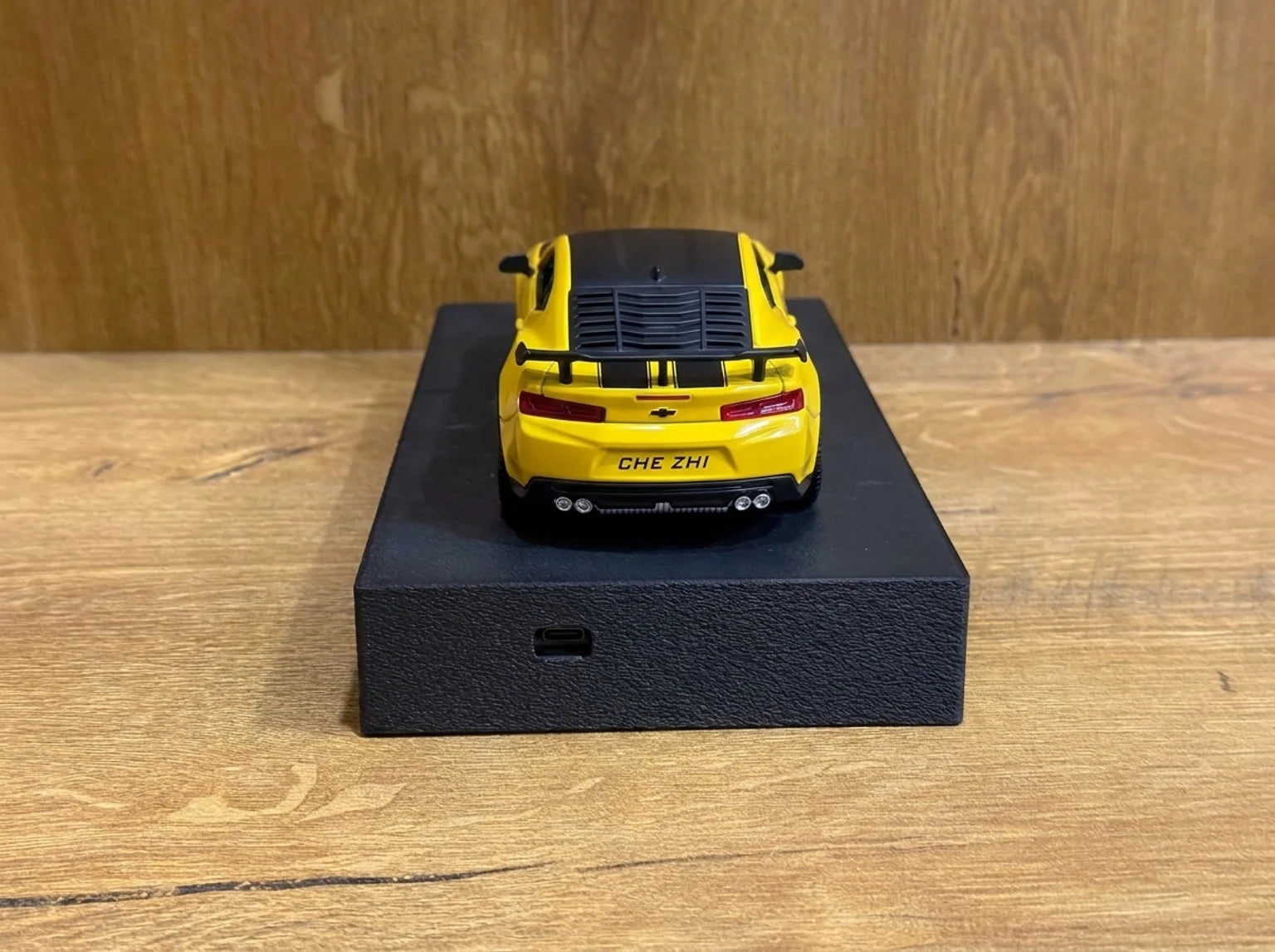 Chevrolet Camaro ZL1 Alarm Clock – Muscle Car Desk Clock