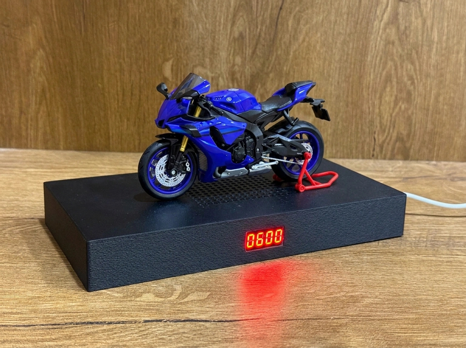 Yamaha YZF-R1 Motorcycle Alarm Clock – Real Engine Sound